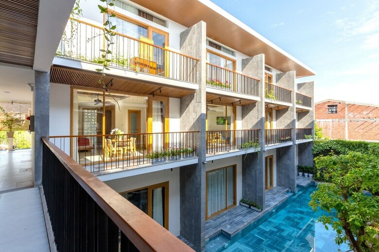 Tam House Villa Hotel