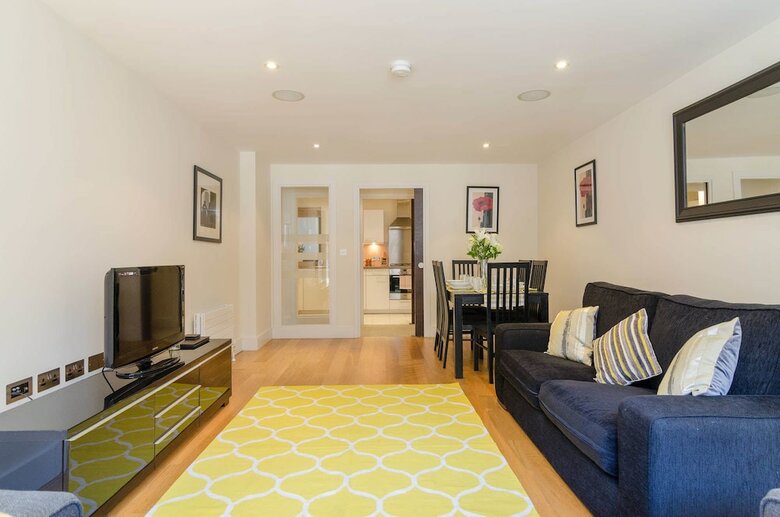 Apartamentos Custom House Square: Cathedral Quarter