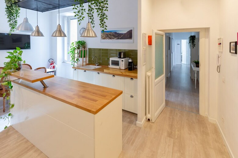 B&B Api�