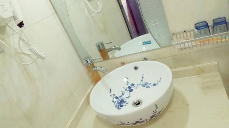 Shanghai Zhijin Hotel