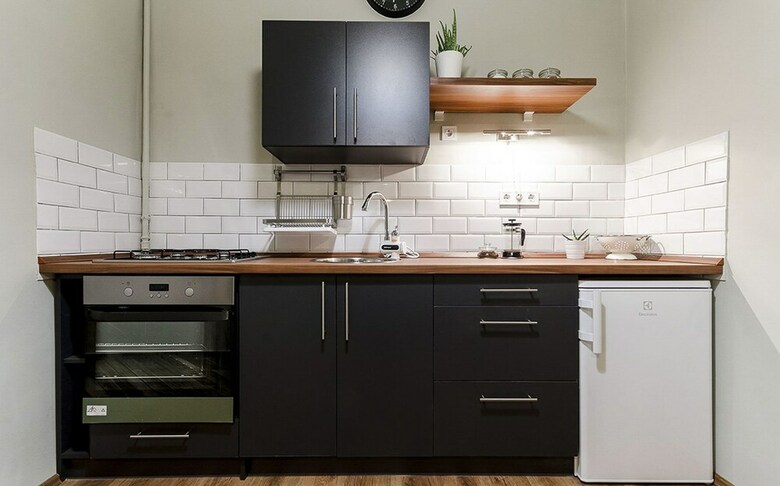 Saffron Apartment