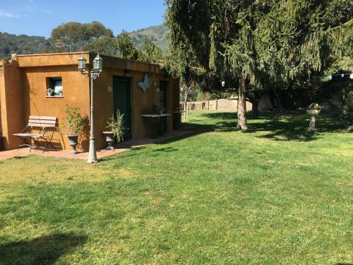 Hotel Masia Can Vive