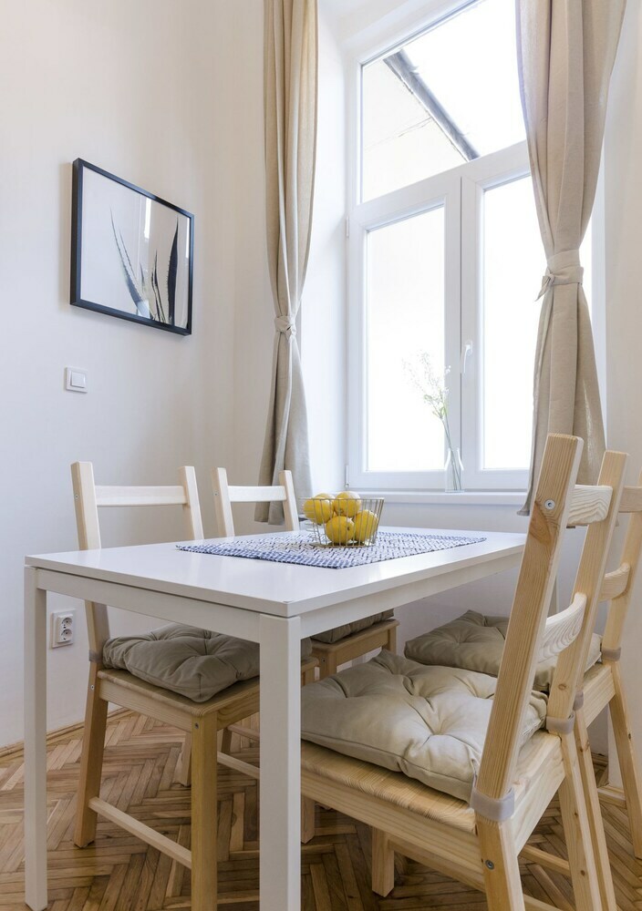 Shallot Apartments