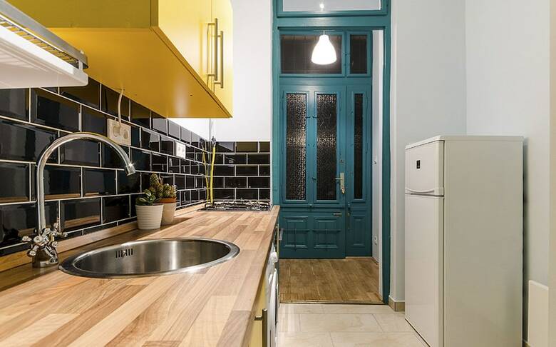 Lime And Mint Apartments