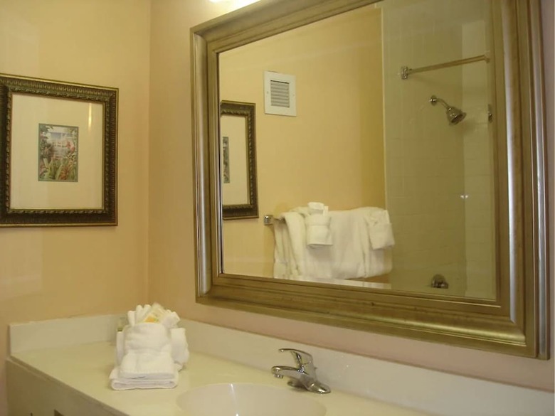 Hotel Riverwalk Inn & Suites