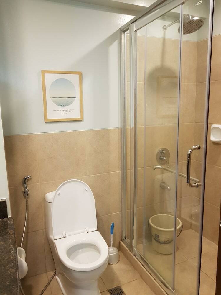 Outlook Ridge Residences