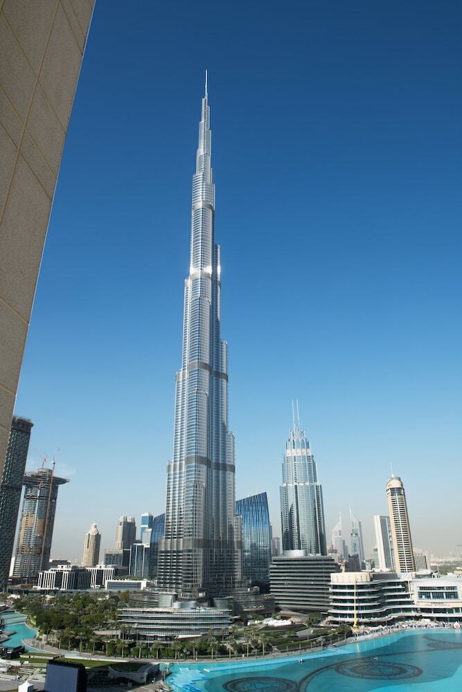 Luxury Staycation - The Residences Tower