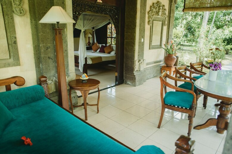 Hotel Alam Shanti