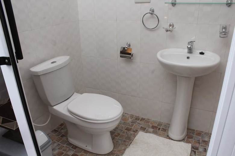 Rose Leat Elegant Bed & Breakfast