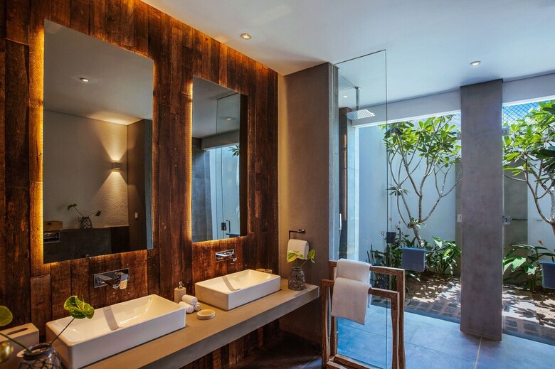 Villa Ishq Talpe