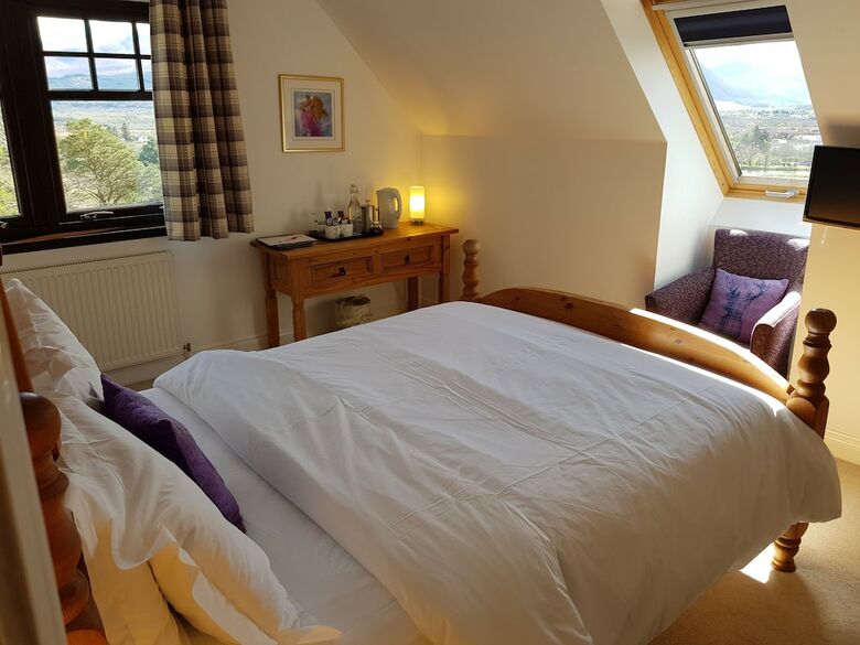 Treetops B&B