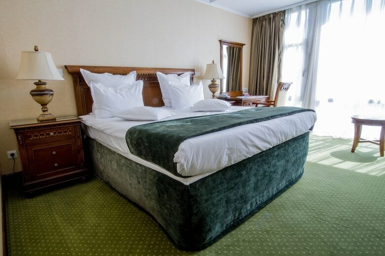 Hotel Ramada By Wyndham Brasov