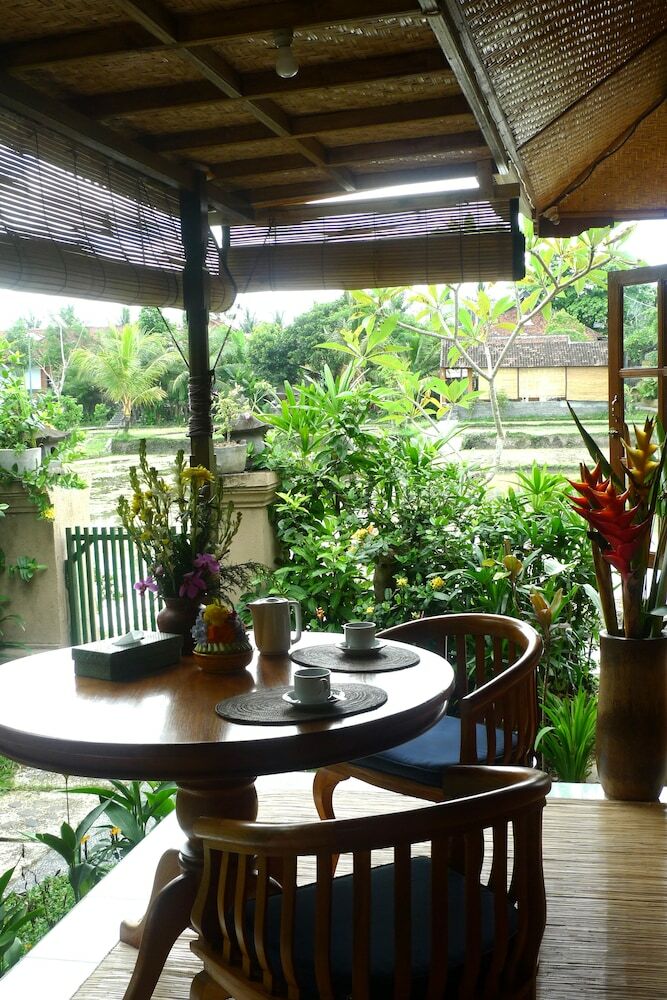Hotel Kebun Indah