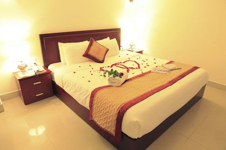Luxe Hotel