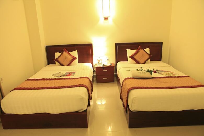 Luxe Hotel