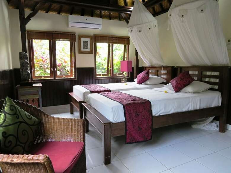 Bed & Breakfast Sama's Cottages And Villas