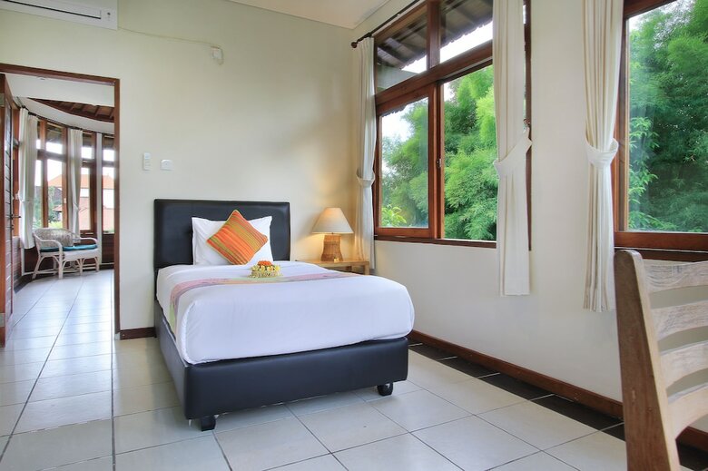 Hotel Sarin Ubud Suites