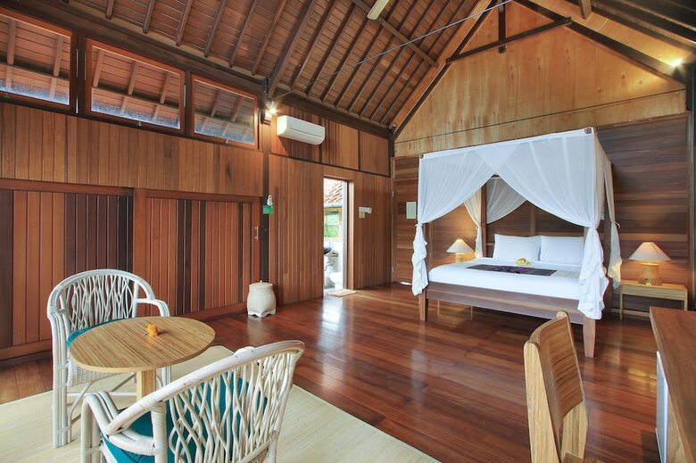 Hotel Sarin Ubud Suites