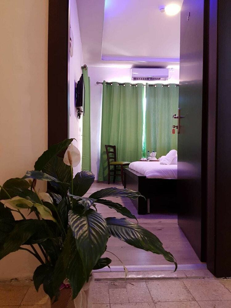 Assaraya Hotel