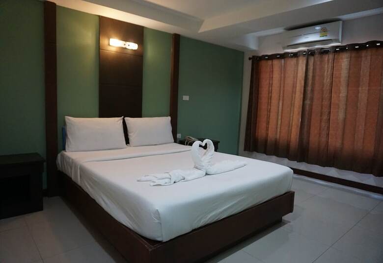 Hotel The Room Resident Chiang Rai