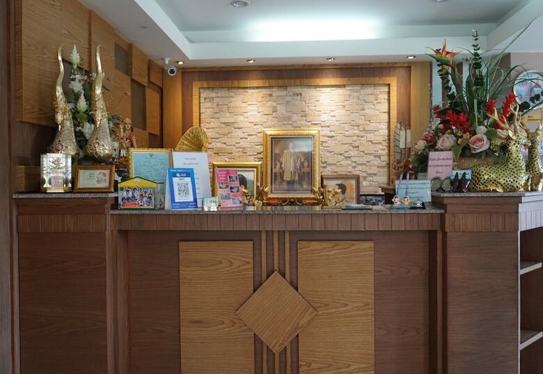 Hotel The Room Resident Chiang Rai