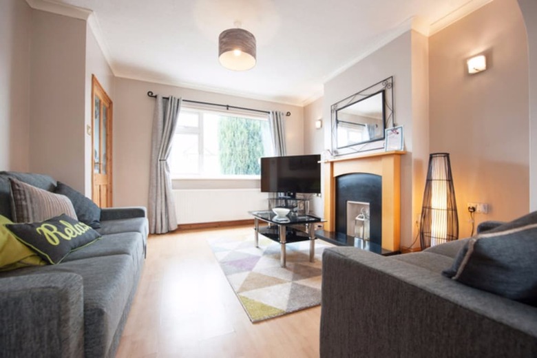 Holiday Home - Sleeps 7