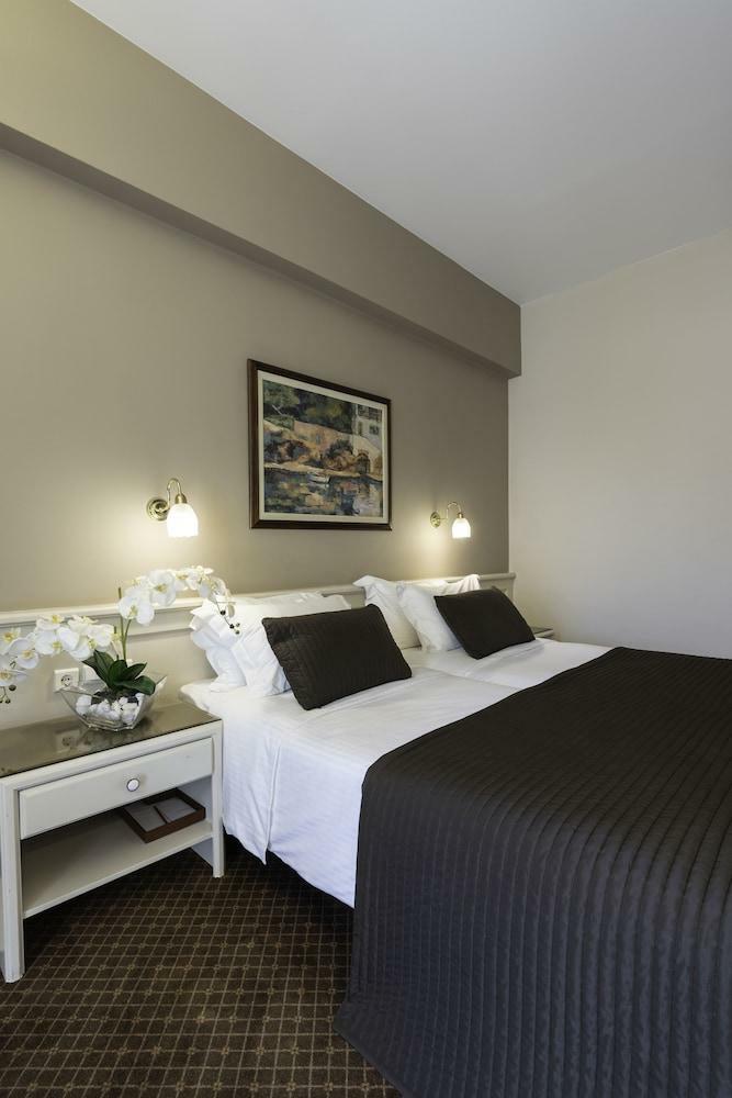 Coral Hotel Athens