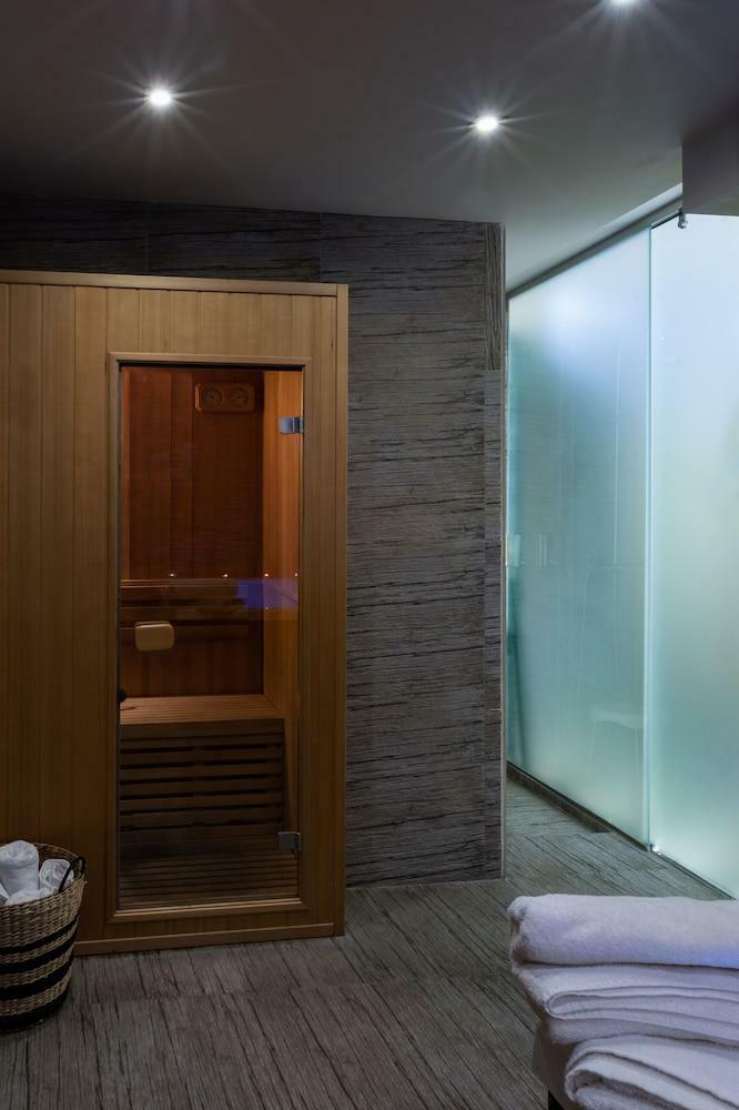 Coral Hotel Athens