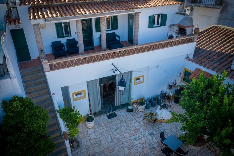 Vit�ria House