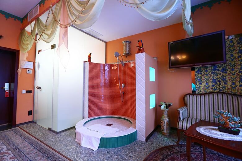 Hotel Postoyalec