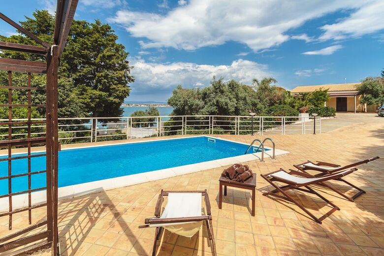 Villa Isola Dei Sogni