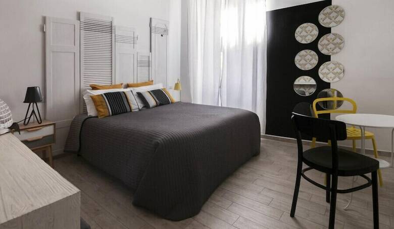B&B Room Of Arts