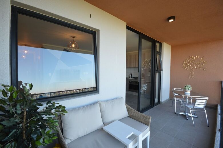 Waters Edge Luxury Apartments
