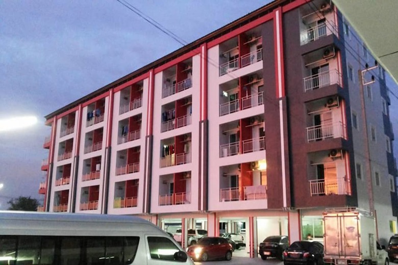 Hotel Apartment Baan Khun Mae
