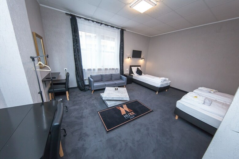 Hotel Huxx Rooms