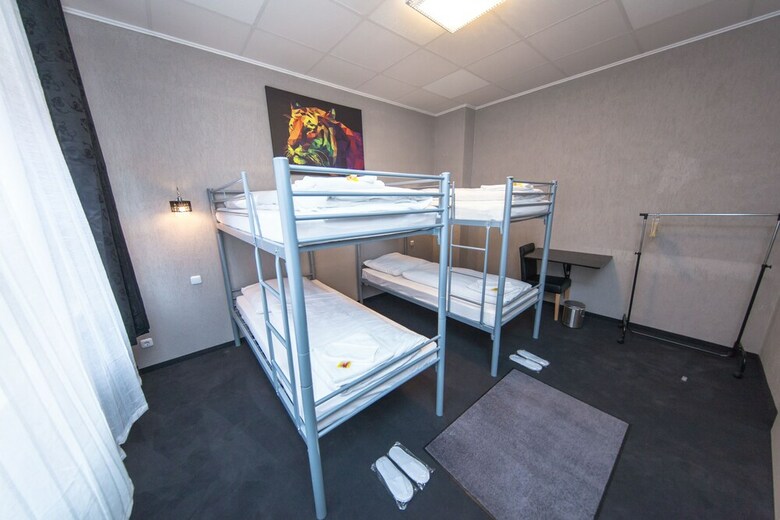 Hotel Huxx Rooms