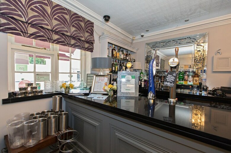 The Lord Bute Hotel & Restaurant