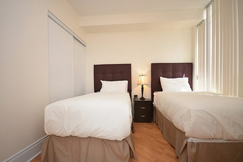 Napa Furnished Suites Square One