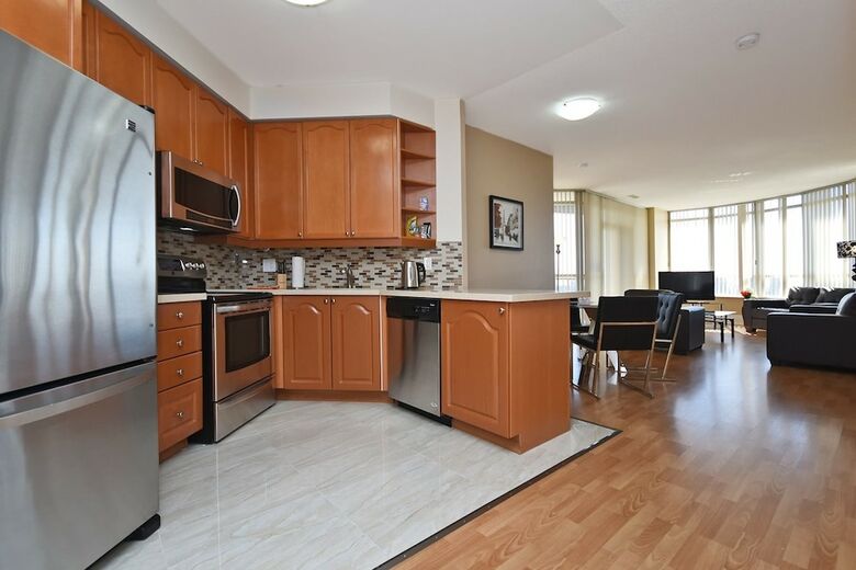 Napa Furnished Suites Square One