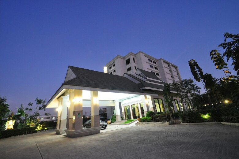 Pearl Resort And Hotel