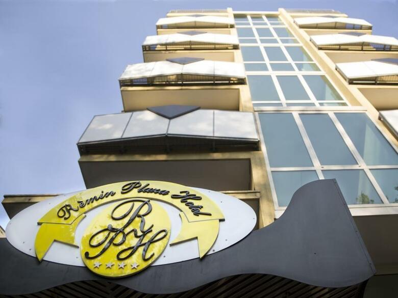 R�min Plaza Hotel