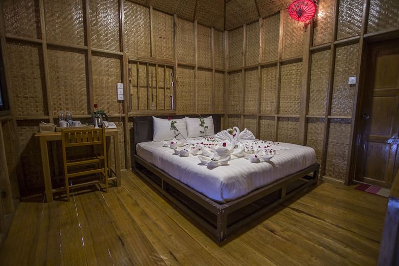 Hotel Jl Lodge Ngwe Saung