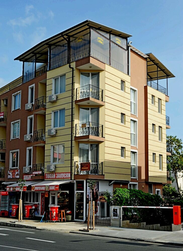 Ivano Hotel