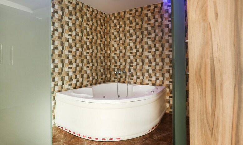 Hotel Treebo Trend Gk Conifer