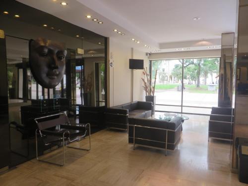 Corrientes Plaza Hotel