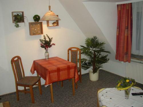 Hostal G�stehaus Nis Puk Und Ferienwohnungen