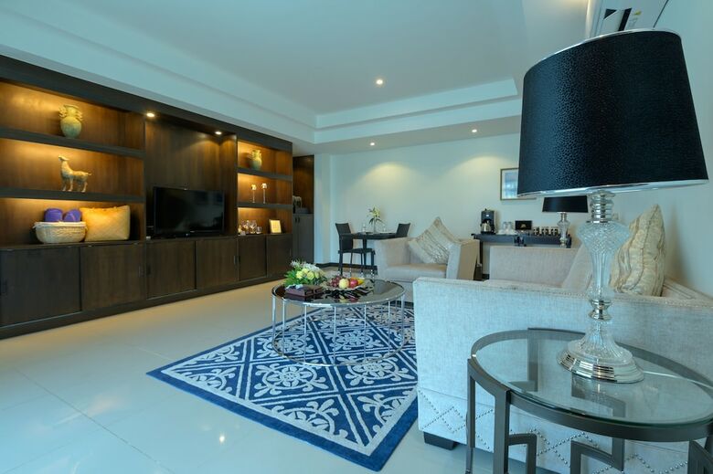 Hotel Bay Beach Resort