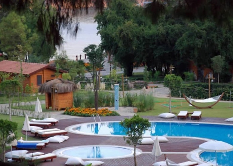 Hotel The Bay Beach Club
