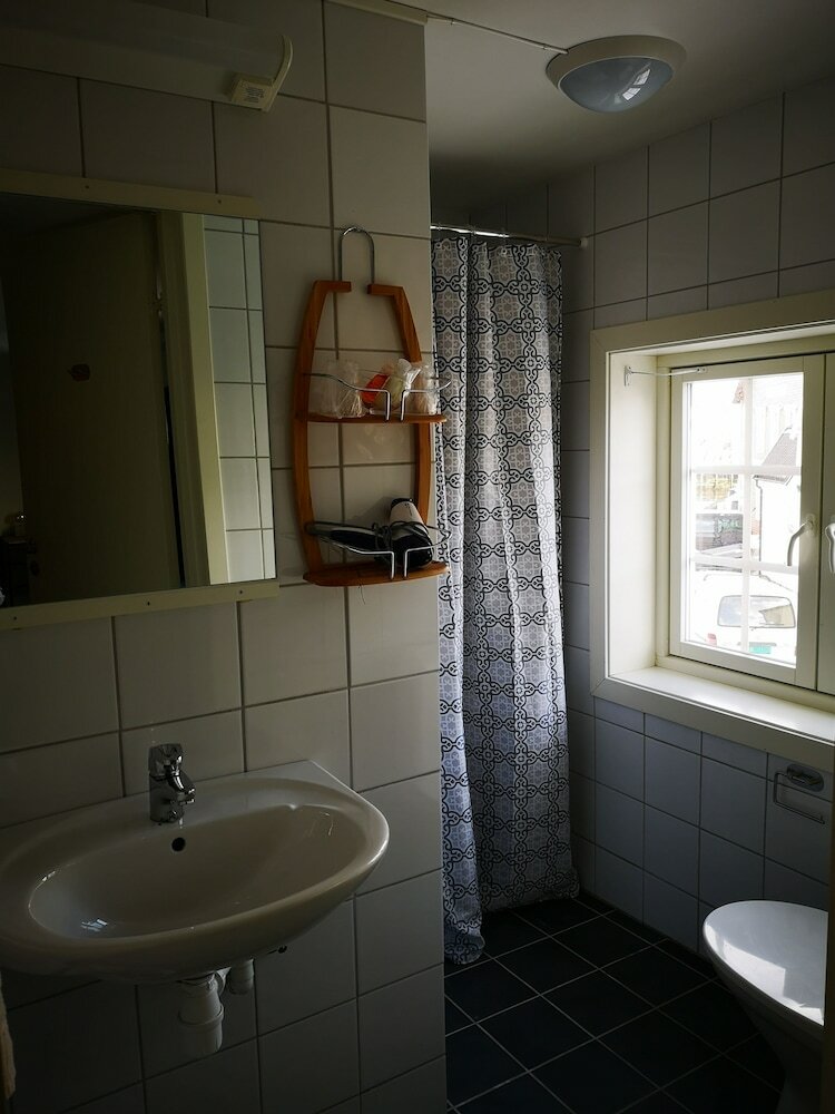 Hotel Henningsv�r Guesthouse