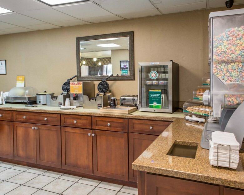 Motel Quality Inn Merchants Drive